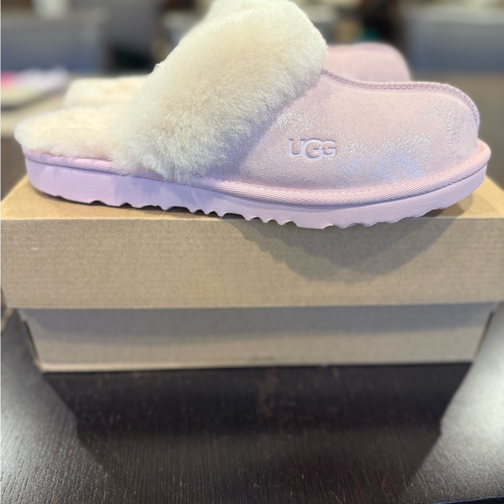 UGG Pink metallic shimmer Fluffy Slides